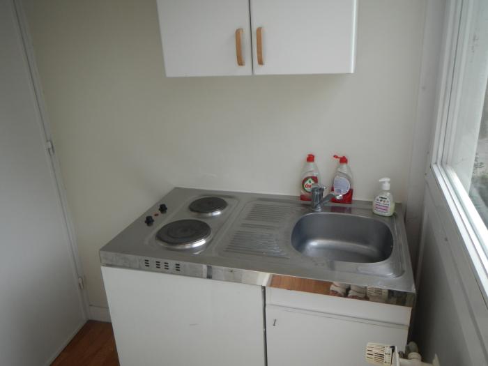 4. Kitchenette de l'étage