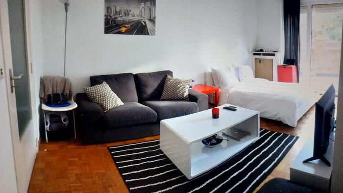 Studio 35 m² in Brussel Elsene : kerkhof