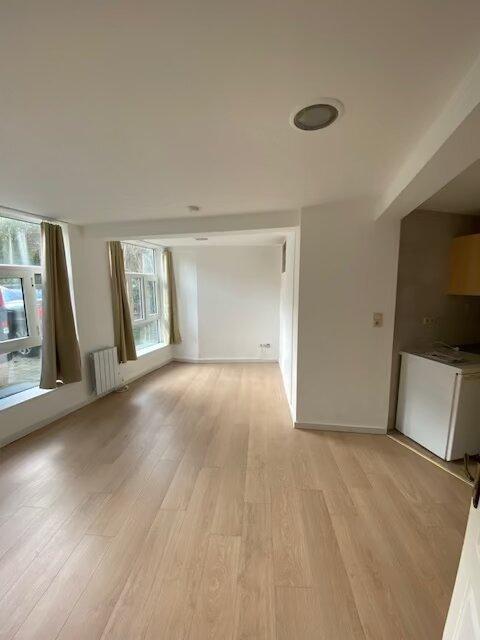Studio 30 m² in Brussels Uccle