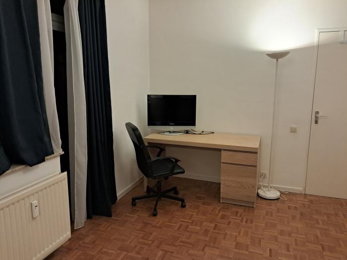 单人间 15 m² 在 Brussels Woluwe-Saint-Lambert