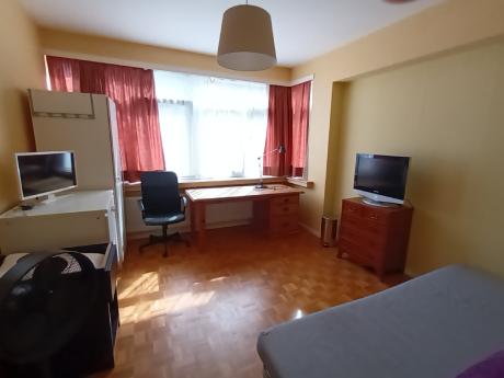 单人间 15 m² 在 Brussels Woluwe-Saint-Lambert