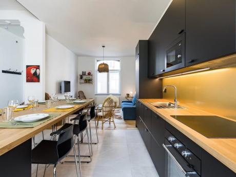 共享租房 200 m² 在 Brussels Etterbeek / Europe