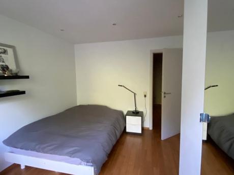 与房东合租 12 m² 在 Brussels Uccle