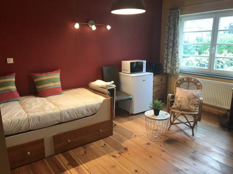 Room in owner's house 15 m² in Brussels Uccle